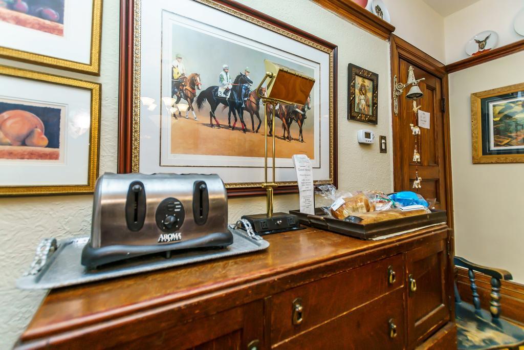 Elliott House Bed & Breakfast Toronto Bagian luar foto